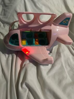 Fischer Price Lil’ Movers Pink Toy Airplane Playset